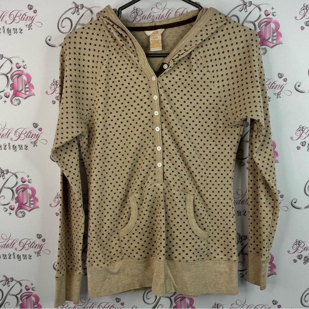 Joe Fresh long sleeve thermal waffle knit Beige V-Neck Sweater with Black Dots